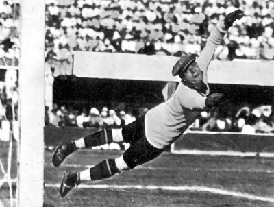 Deportistas en blanco y negro nº 2: Ricardo Zamora, El Divino